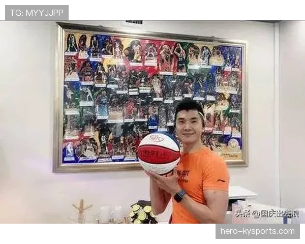 邢傲伟一身随便训练装,旁边却停着一排名车,这差距我盯了三秒 邢傲伟一身随便训练装,旁边却停着一排名车,这差距我盯了三秒